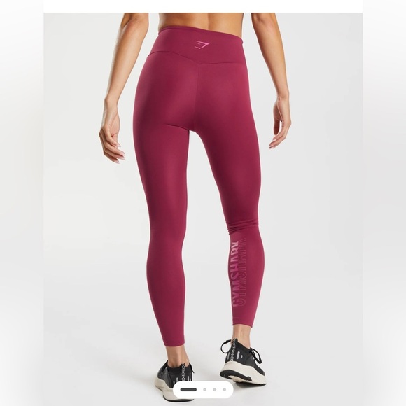 Gymshark Women's Deep Red Leggings Small - Picture 1 of 11